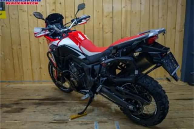 Honda CRF 1000 L Africa Twin (2016) thumbnail 5