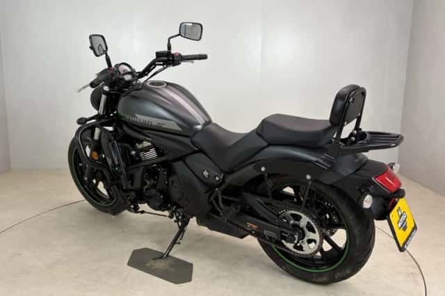 Kawasaki Z900 (2026) thumbnail 5