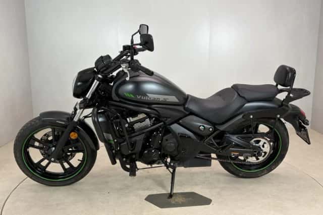 Kawasaki Z900 (2026) thumbnail 4