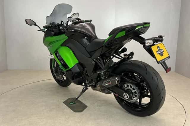 Kawasaki Z1000 (2016) thumbnail 5