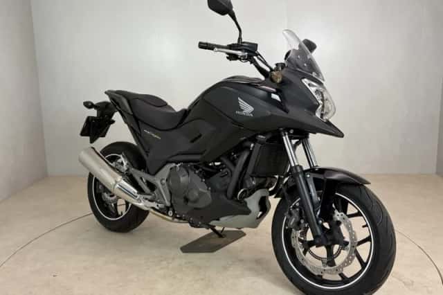 Honda NC750X (2015) thumbnail 2