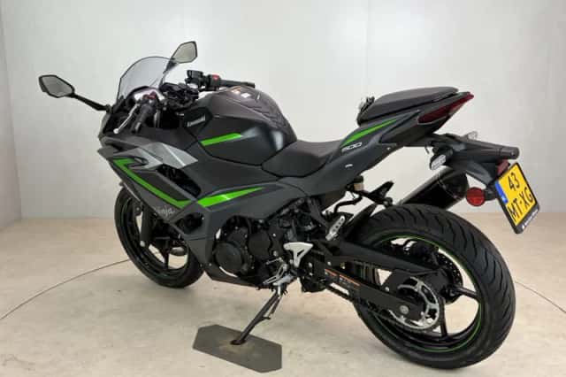 Kawasaki Ninja 500 (2024) thumbnail 6