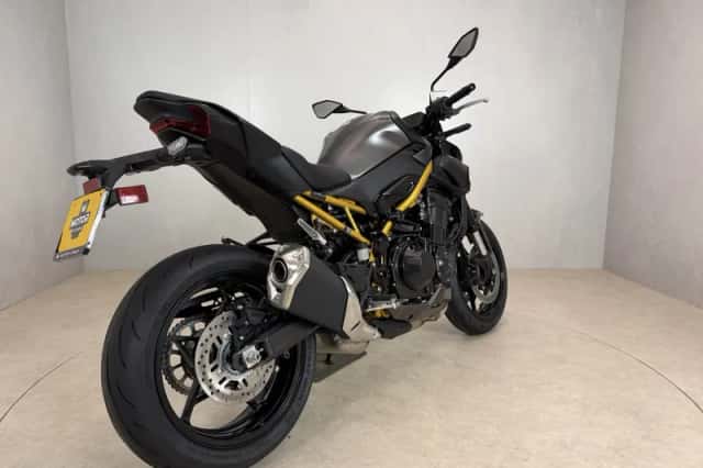Kawasaki Z900 (2026) thumbnail 3