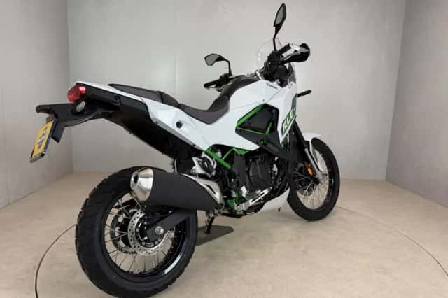 Kawasaki KLE500 SE (2026) thumbnail 3