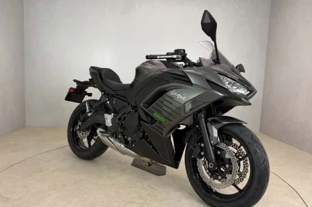 Kawasaki Ninja 650 (2026) thumbnail 2