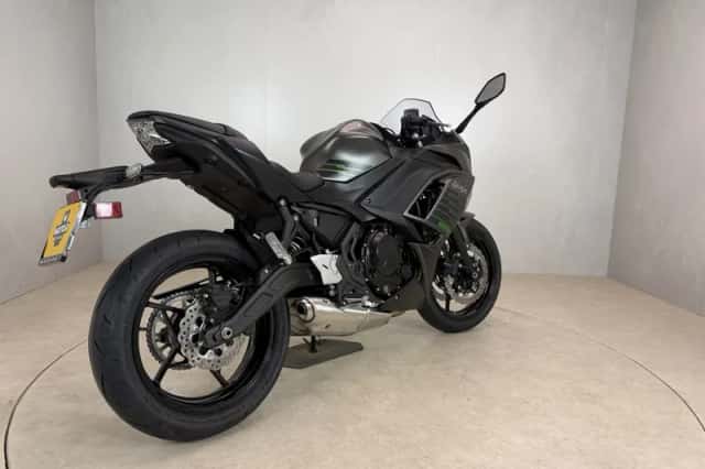 Kawasaki Ninja 650 (2026) thumbnail 3