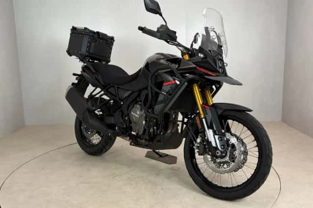 Suzuki V-Strom 800 DE (2025) thumbnail 2