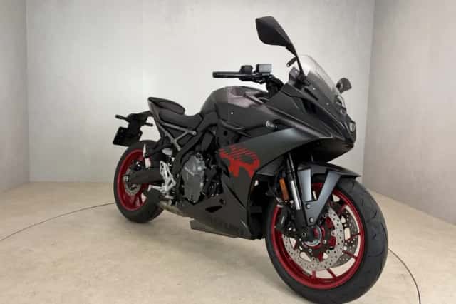 Suzuki GSX-8R (2026) thumbnail 2