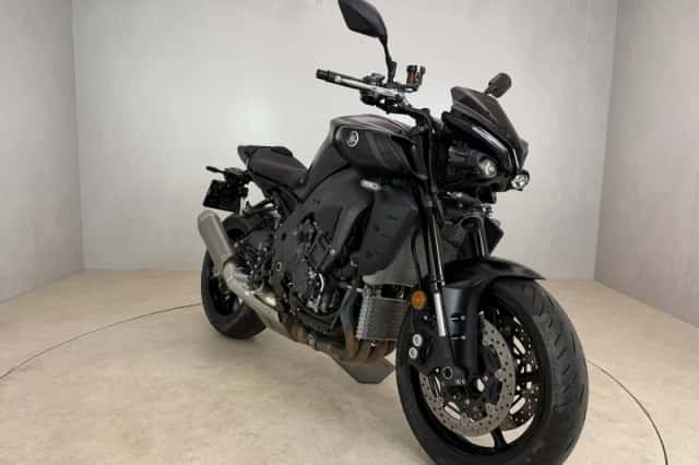 Yamaha MT-10 (2023) thumbnail 2