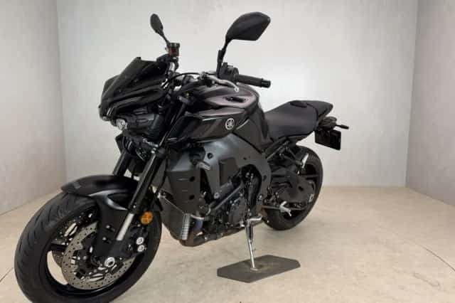 Yamaha MT-10 (2023) thumbnail 6