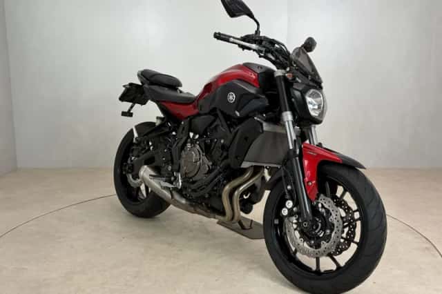 Yamaha XJR 1300 (2008) thumbnail 2