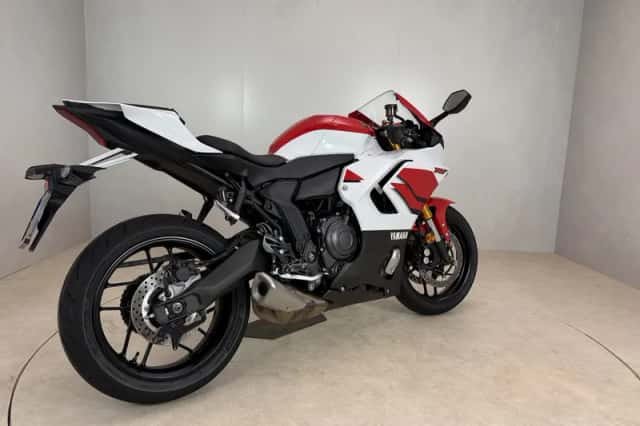 Yamaha YZF-R7 (2026) thumbnail 3