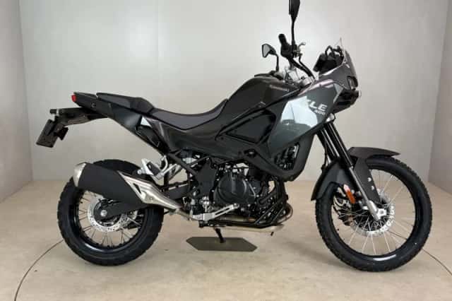 Kawasaki Versys 650 Grand Tourer (2018) thumbnail 1