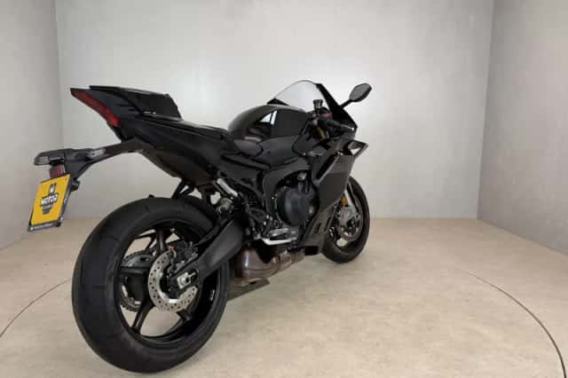 Yamaha YZF-R9 (2026) thumbnail 3