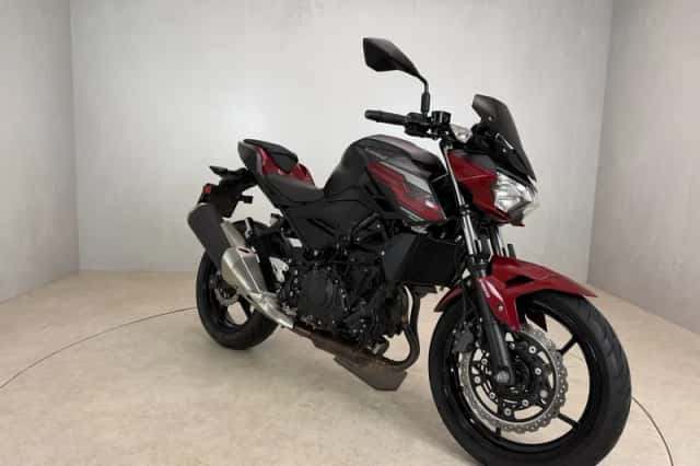 Kawasaki Z400 (2019) thumbnail 2