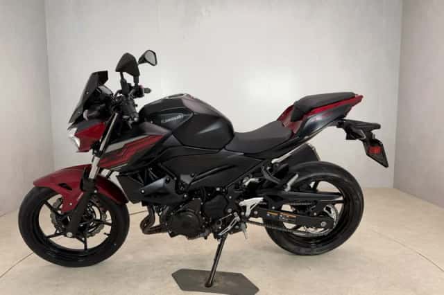 Kawasaki Z400 (2019) thumbnail 5