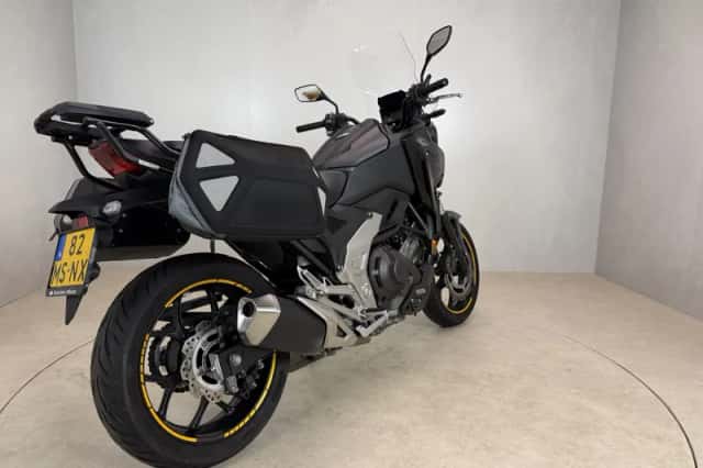 Honda NC750X (2023) thumbnail 3