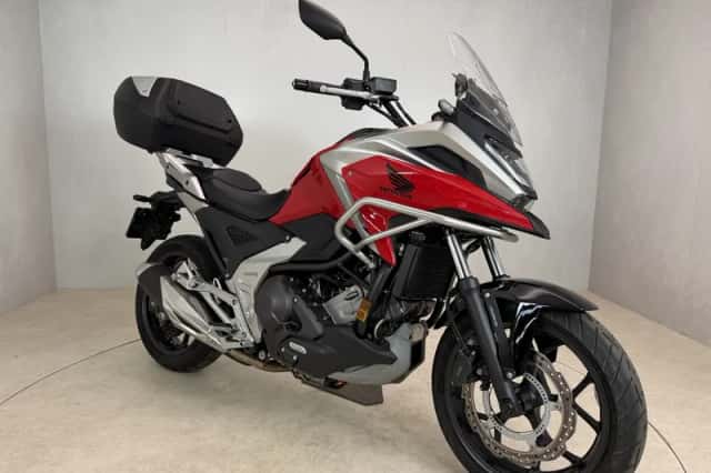 Honda NC750X (2021) thumbnail 2