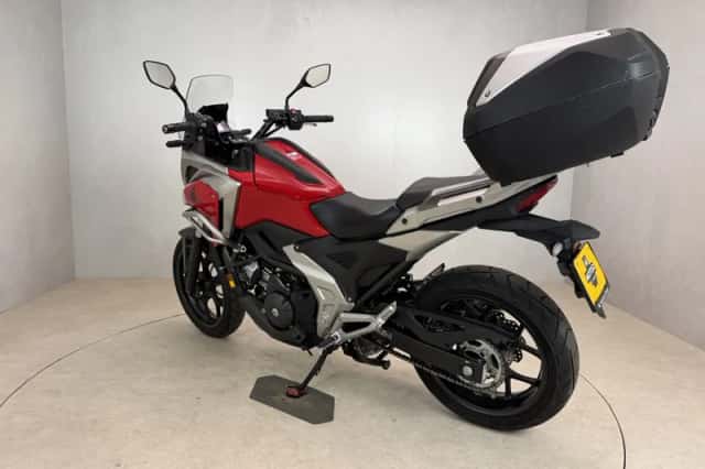 Honda NC750X (2021) thumbnail 4