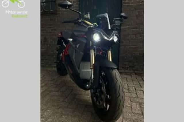 Energica Eva Ribelle (2022) thumbnail 4