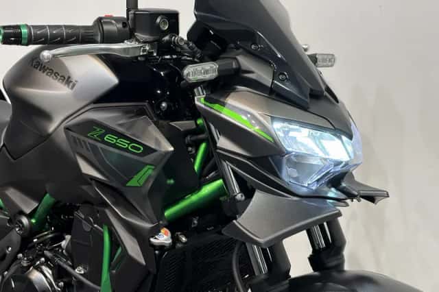 Kawasaki Z650 (2023) thumbnail 4