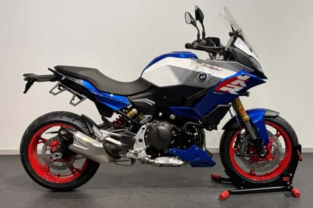 BMW F 900 XR (2026) thumbnail 1