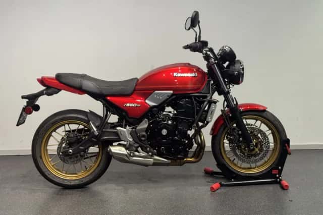 Kawasaki Z 650 RS (2025) thumbnail 1