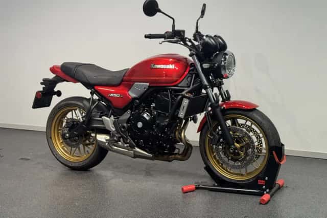 Kawasaki Z 650 RS (2025) thumbnail 3