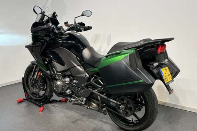 Kawasaki Versys 1000 (2024) thumbnail 4