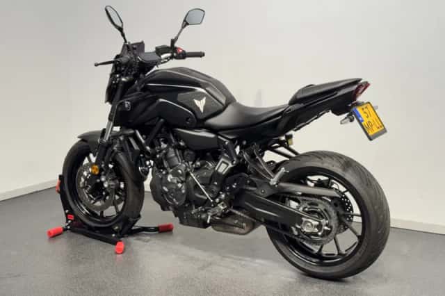 Yamaha MT-07 (2021) thumbnail 4