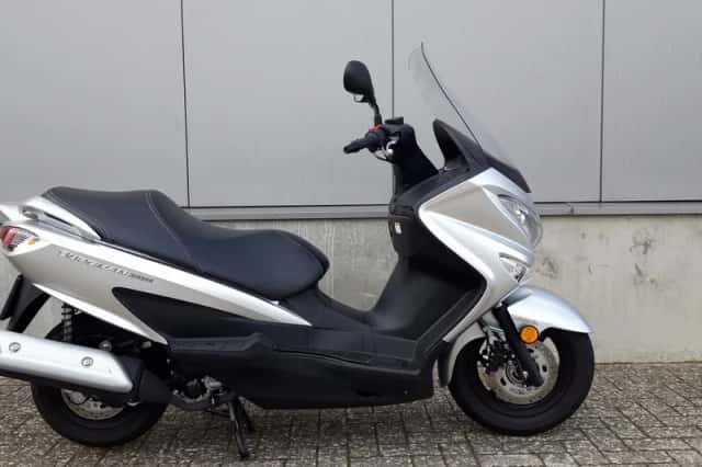 Suzuki UH200A (2023) thumbnail 1