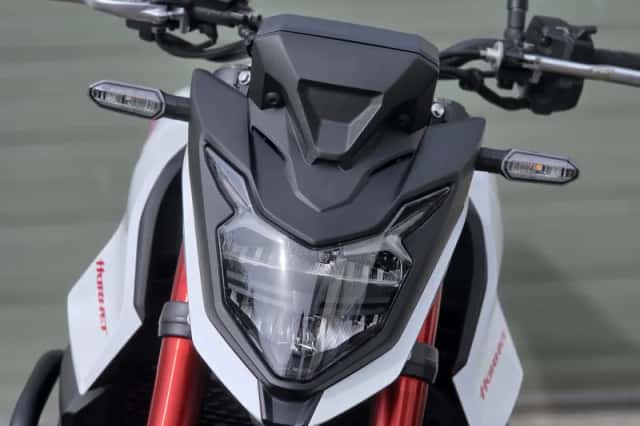 Honda CB 750 Hornet (2024) thumbnail 5