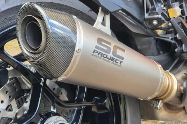 KTM 1290 Super Duke (2019) thumbnail 2