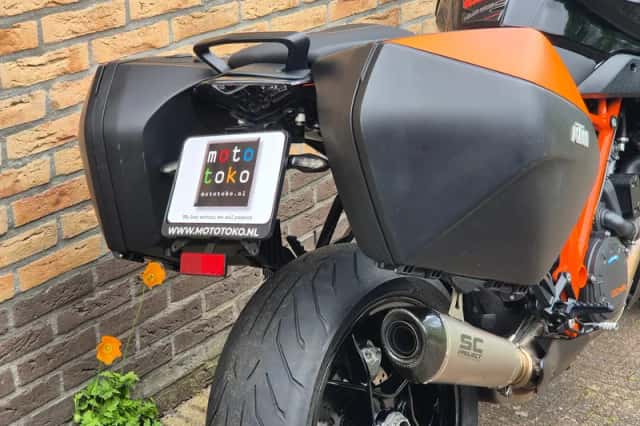 KTM 1290 Super Duke (2019) thumbnail 5