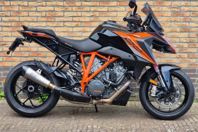 KTM 1290 Super Duke (2019) thumbnail 6