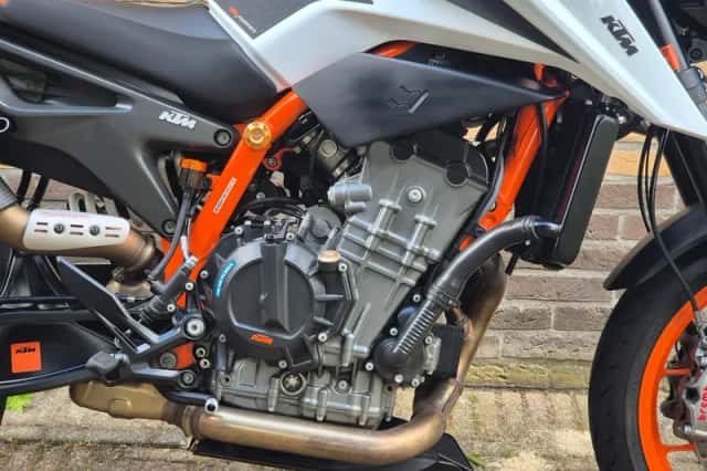 KTM 890 Duke (2020) thumbnail 5