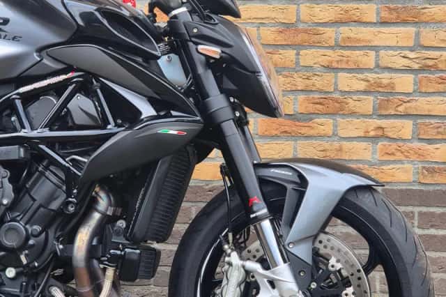 MV Agusta Brutale 800 (2022) thumbnail 5