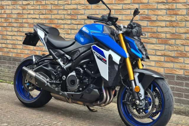 Suzuki GSX-S1000 (2024) thumbnail 1