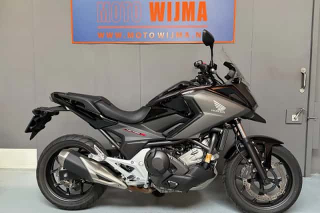 Honda NC750X (2020) thumbnail 1