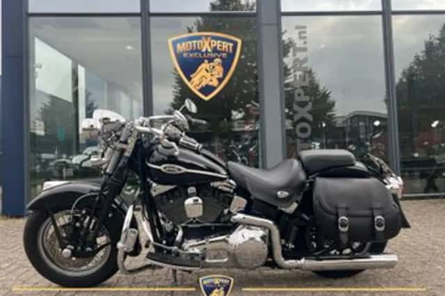 Harley-Davidson Springer Classic Flstsci Softail (2005) thumbnail 2