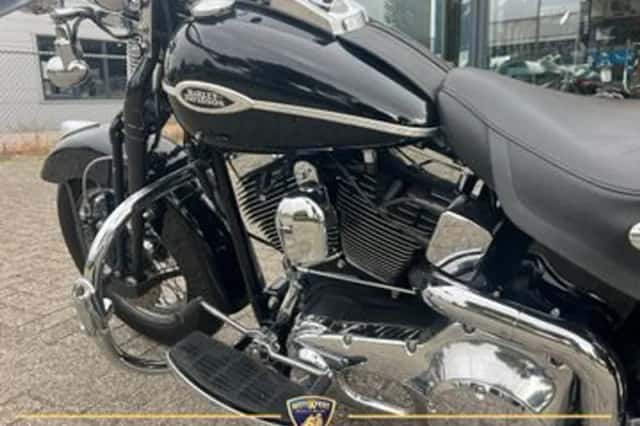 Harley-Davidson Springer Classic Flstsci Softail (2005) thumbnail 5