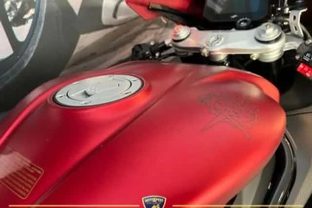 MV Agusta F3 800RR (2025) thumbnail 5