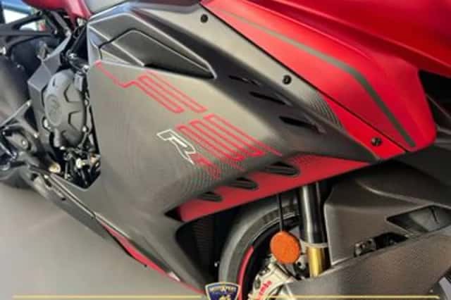 MV Agusta F3 800RR (2025) thumbnail 6