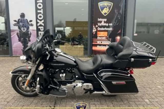 Harley-Davidson Electra Glide Ultra Limited Flhtk (2018) thumbnail 2