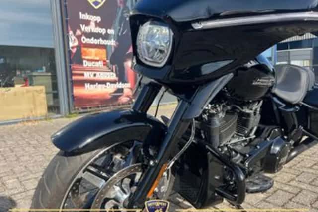 Harley-Davidson Street Glide (2024) thumbnail 4