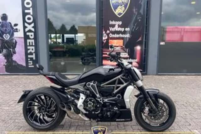 Ducati Xdiavel S (2016) thumbnail 1