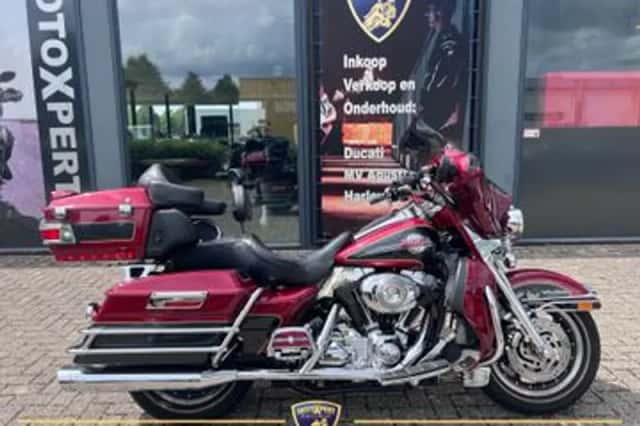 Harley-Davidson Electra Glide Ultra Classic Flhtcu (2007) thumbnail 1