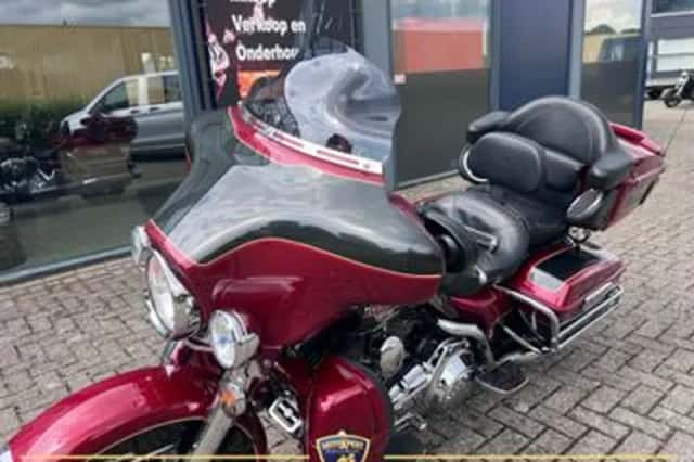 Harley-Davidson Electra Glide Ultra Classic Flhtcu (2007) thumbnail 3