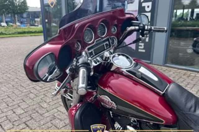 Harley-Davidson Electra Glide Ultra Classic Flhtcu (2007) thumbnail 4