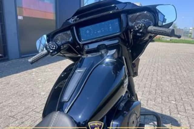 Harley-Davidson Street Glide (2024) thumbnail 6